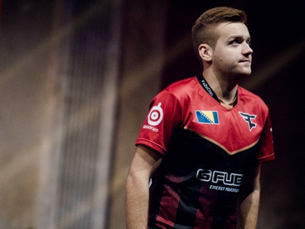 【赛后战报】磨合不够？RA轻松2：0碾压RNG喜提三连胜