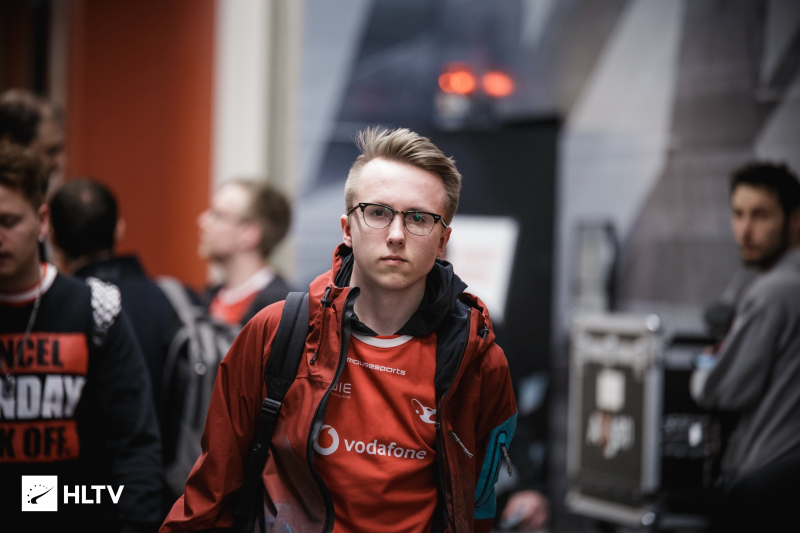 siuhy以租借身份加入Liquid