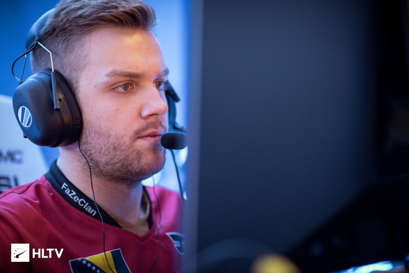 战斗歌曲开始了！ Canyon 成为一个辅助， GIDEON 和神级的 Zac 扭转了局势，双方进入最后一轮