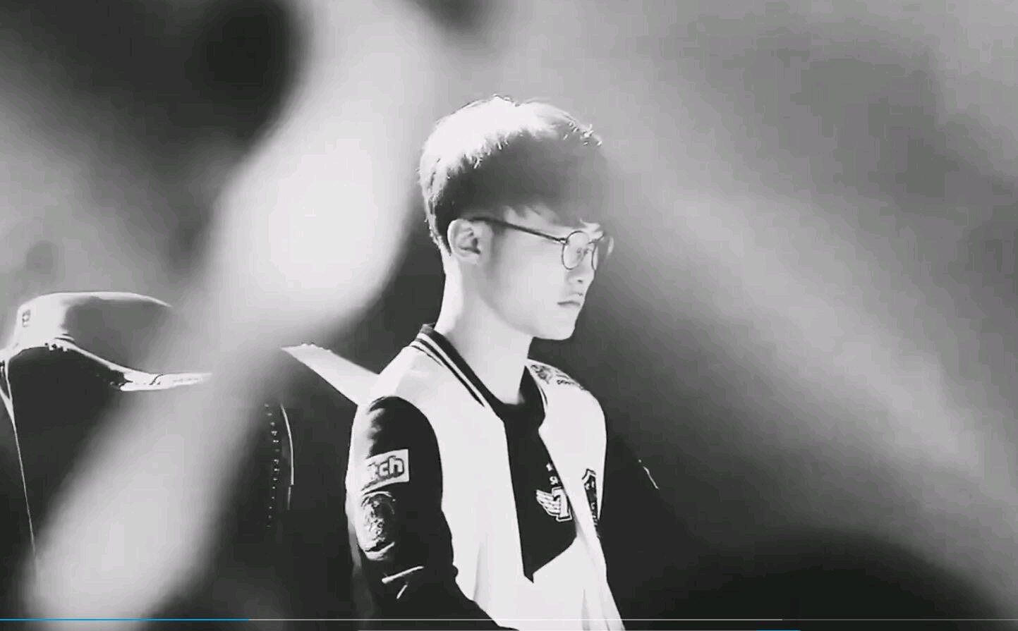 flameZ模拟手写签名 效果不如人意